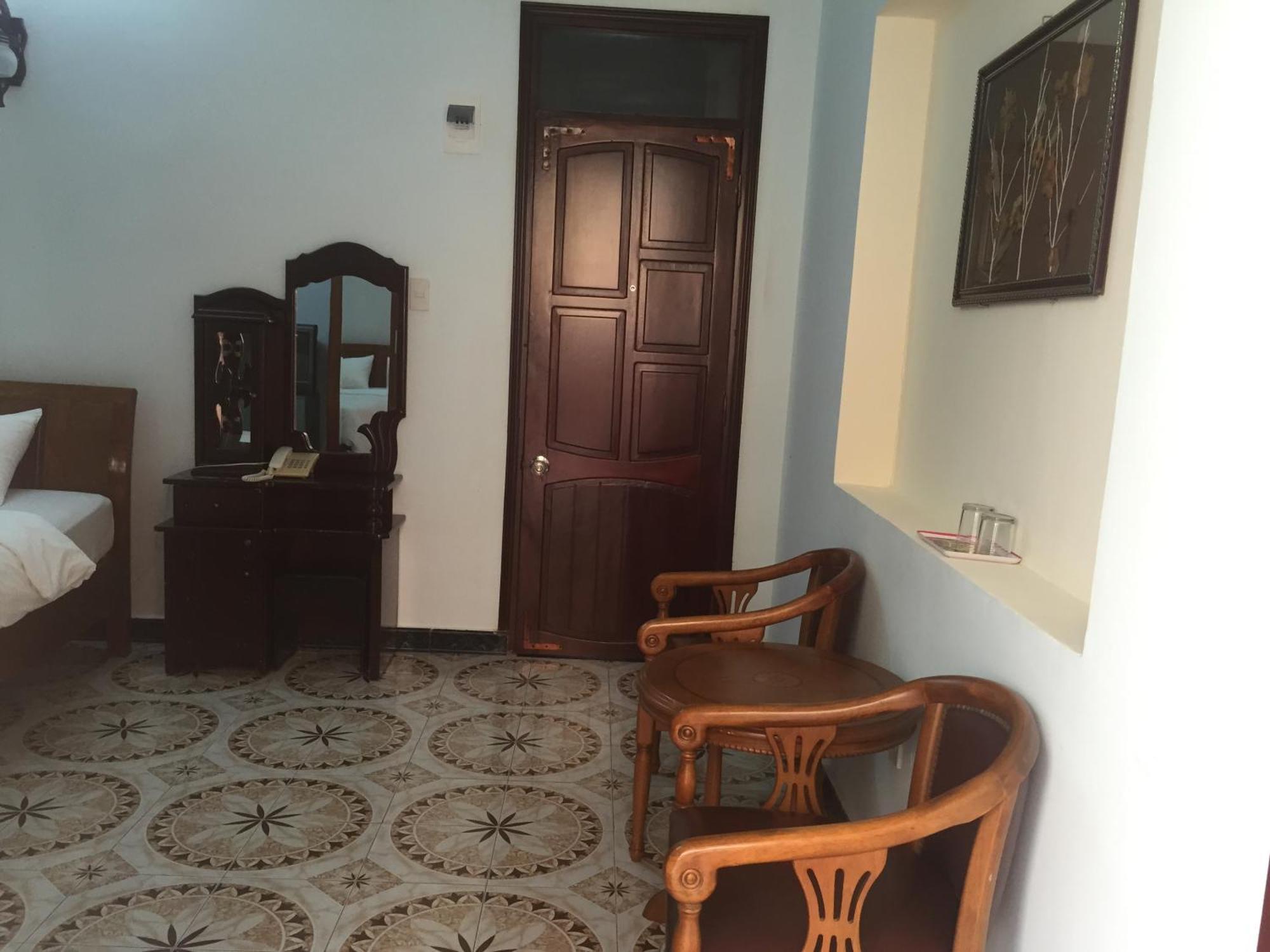 Star Binh Duong Hotel Hué Chambre photo